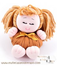Rag doll with pigtails the brown Buñuela Coletitas - 23 cm